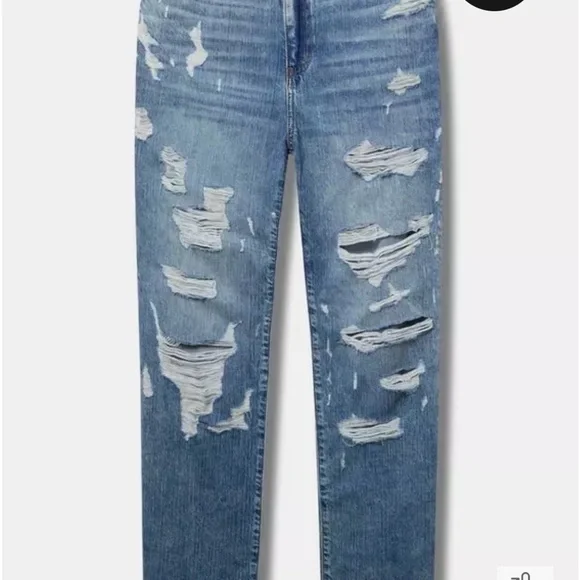 Torrid High Rise Distressed Blue Jeans- BNWT- size 24W - Picture 2 of 8